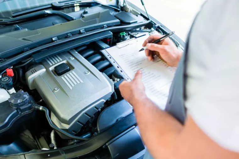 À qui s'adresser pour un dépannage suite une panne moteur ?, Montesson, JFK Automobiles
